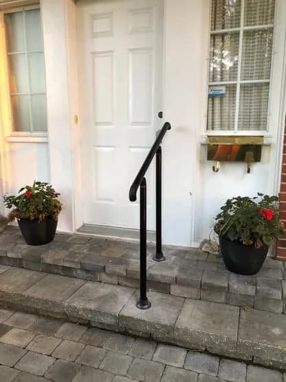 Residential entrance railing